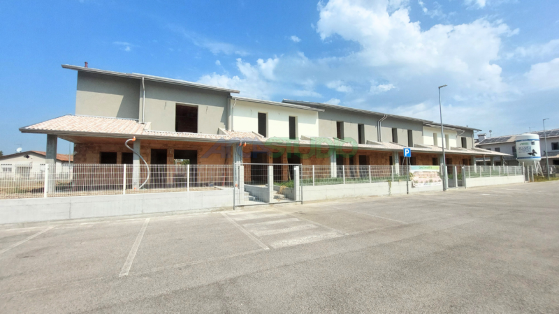 ULTIMA VILLETTA DISPONIBILE! - Quinto Vicentino: ville a schiera in costruzione con la possibilit...