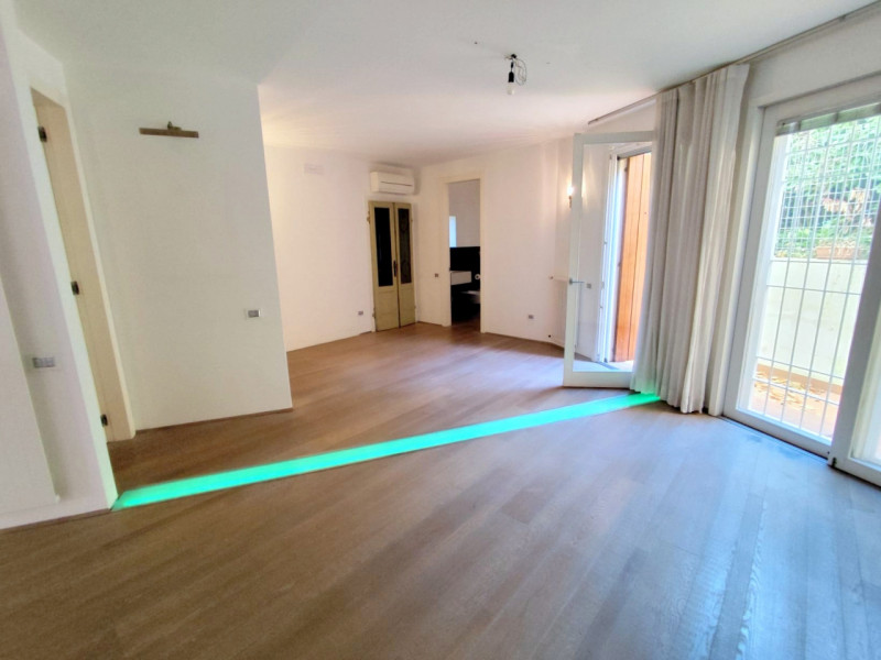 UN VERO ANGOLO DEL PARADISO IN PIENO CENTRO VIC.DUOMO €.1.080.000 - rif.SB02

Presentiamo un'eleg...