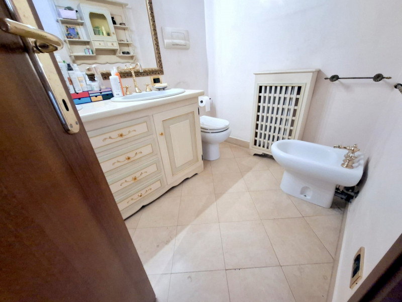 UN VERO ANGOLO DEL PARADISO IN PIENO CENTRO VIC.DUOMO €.1.080.000 - rif.SB02

Presentiamo un'eleg...