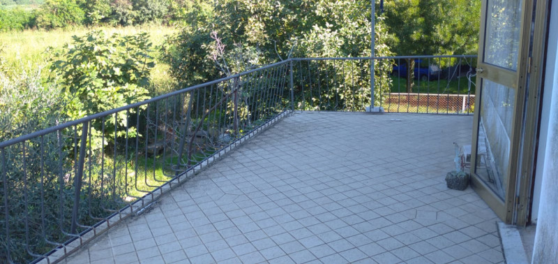 MONSELICE Vendesi porzione di bifamiliare in zona tranquilla e nelle vicinanze del centro storico...