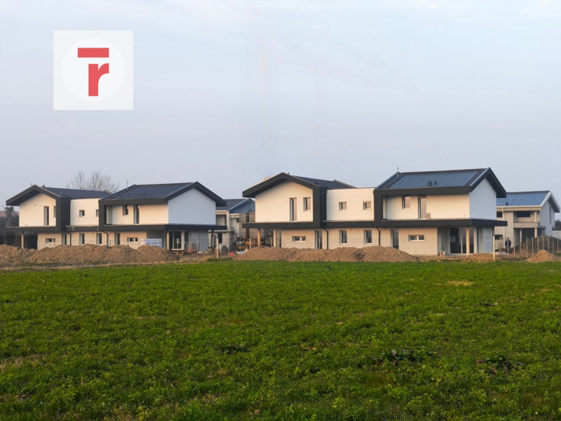 Vicinanze Guizza, proponiamo bifamiliare di nuova costruzione dal design moderno, progettata per ...