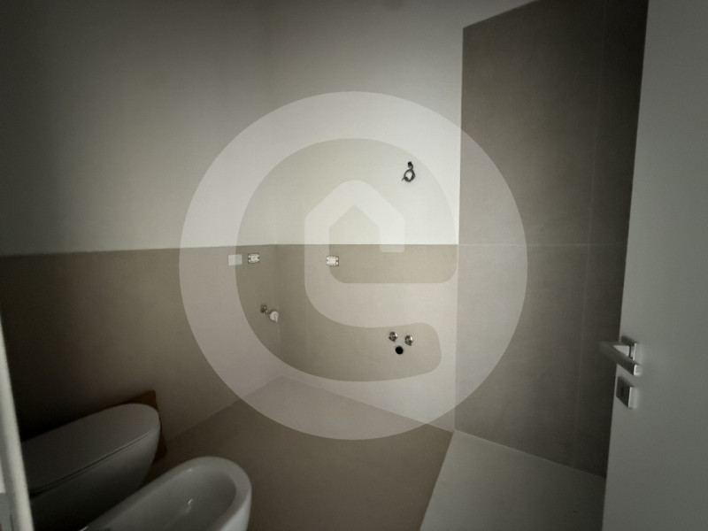 Scopri un'opportunità unica nel cuore della tranquillità! Situato nella suggestiva frazione di Fr...