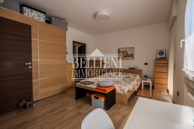 S. BORTOLO - in zona ben servita e a breve distanza dal centro storico di Vicenza proponiamo in v...