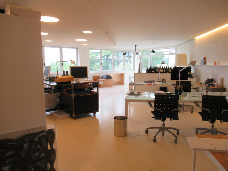 A Treviso (TV), zona fonderia, proponiamo in vendita ampio ed elegante ufficio open space di 122 ...