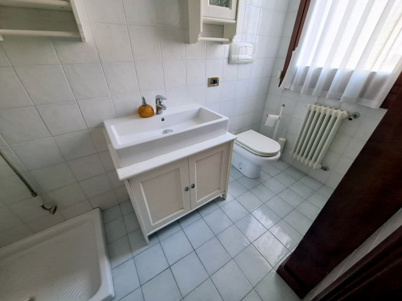 CASA INDIPENDENTE CON GIARDINETTO NEL QUORE STORICO S.GIOVANNI/DUOMO- rif.SB021

Presentiamo un'e...