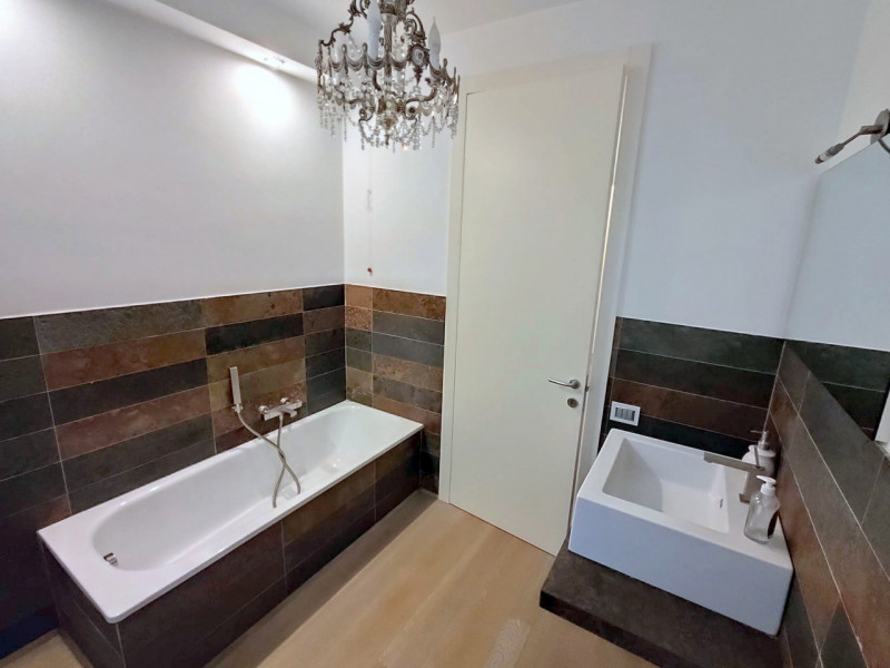 2 CAMERE COCCOLO E RITRUTTURATO A S.GIOVANNI/DUOMO €.380.000 - rif.SB022

Presentiamo un'angolo d...