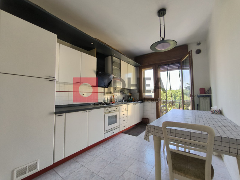 TREVISO: FUORI MURA

A 400 m dalle mura di Treviso vendesi appartamento in esclusiva al secondo e...