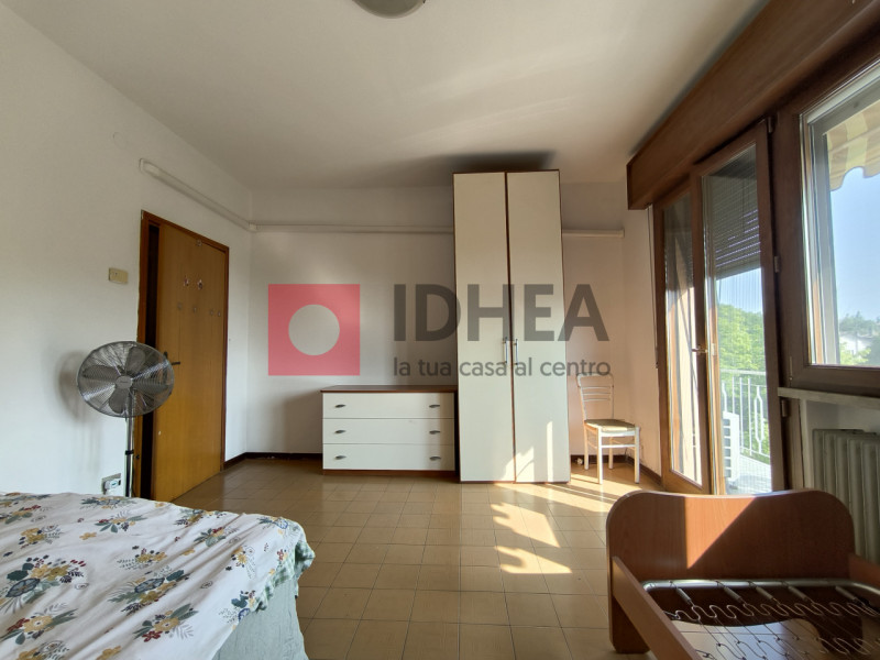 TREVISO: FUORI MURA

A 400 m dalle mura di Treviso vendesi appartamento in esclusiva al secondo e...