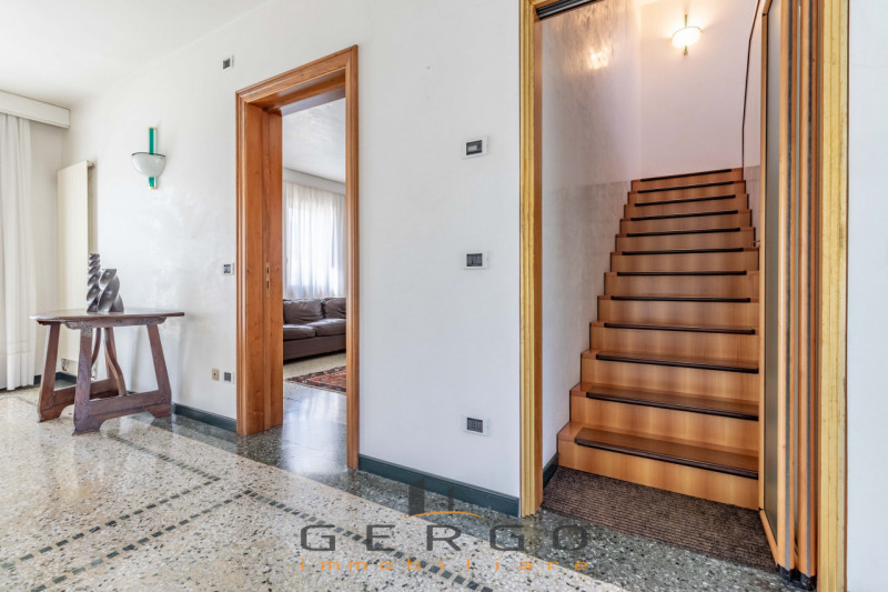 (Per INFO Giovanni 3888920530) NOSTRA ESCLUSIVA. A soli 10 minuti di strada da Valdobbiadene, a Q...