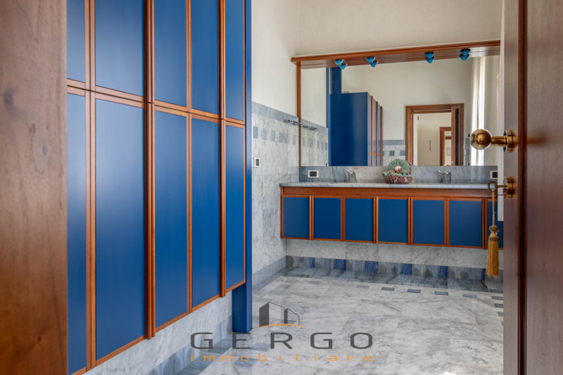 (Per INFO Giovanni 3888920530) NOSTRA ESCLUSIVA. A soli 10 minuti di strada da Valdobbiadene, a Q...