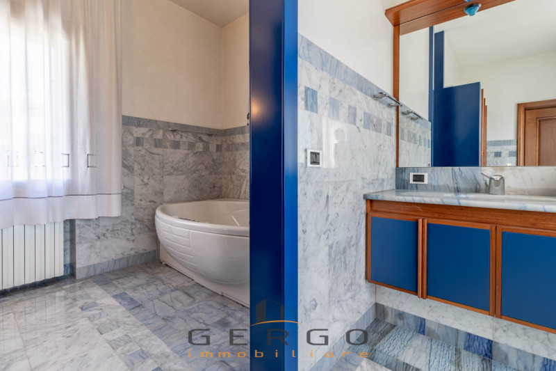 (Per INFO Giovanni 3888920530) NOSTRA ESCLUSIVA. A soli 10 minuti di strada da Valdobbiadene, a Q...