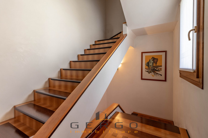 (Per INFO Giovanni 3888920530) NOSTRA ESCLUSIVA. A soli 10 minuti di strada da Valdobbiadene, a Q...