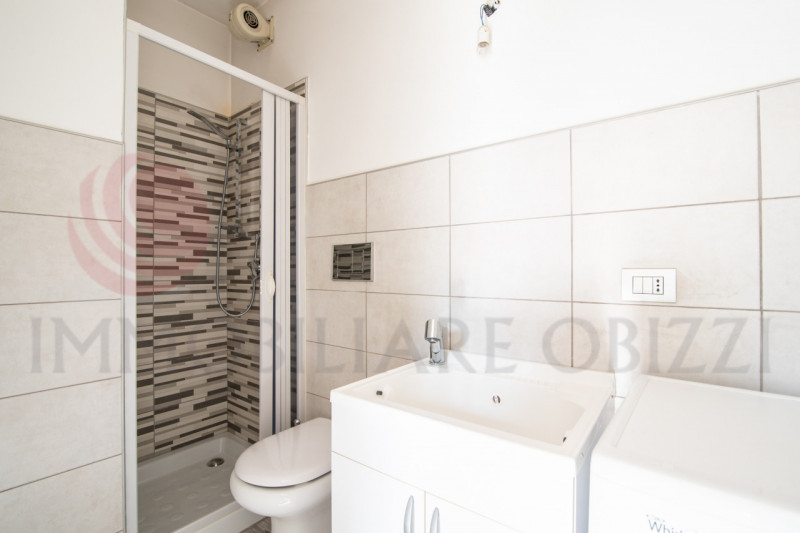 PADOVA zona Paltana: vendesi appartamento parzialmente ristrutturato su un piccolo palazzina di s...