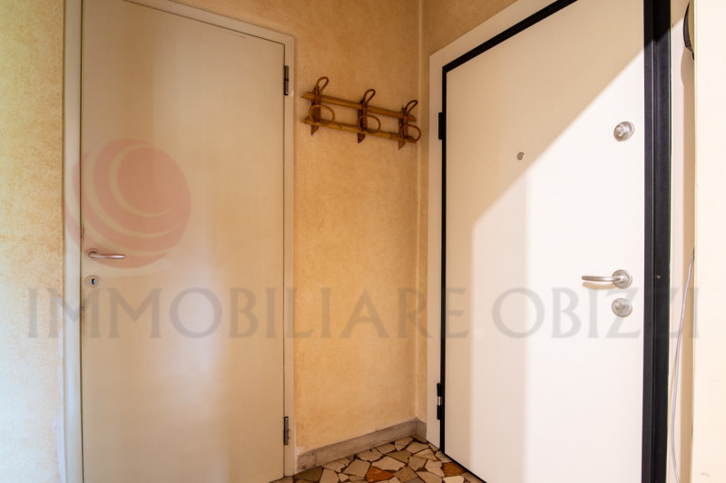 PADOVA zona Paltana: vendesi appartamento parzialmente ristrutturato su un piccolo palazzina di s...