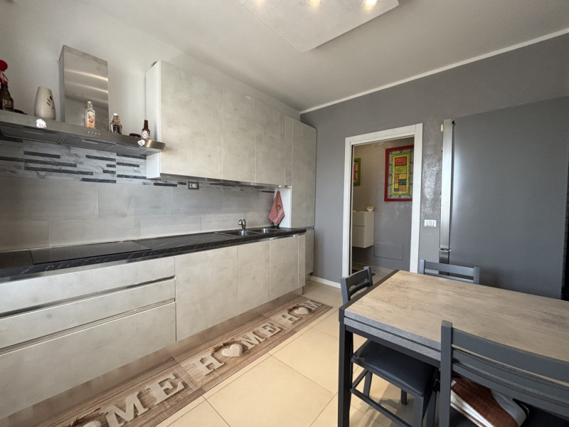 Se stai cercando una casa spaziosa, luminosa e con tutti i comfort, questa potrebbe essere la sol...