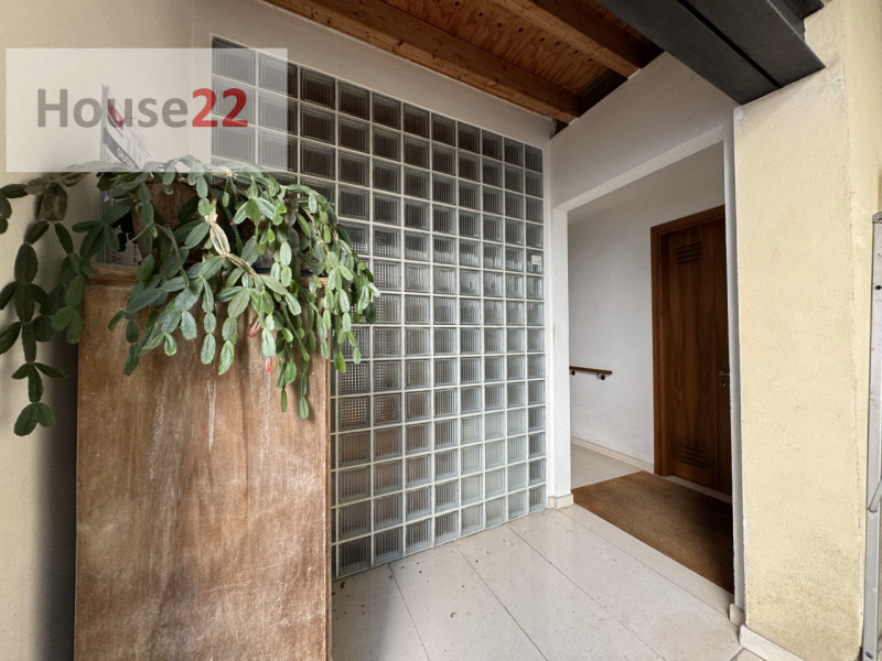 CONTRA' PORTA PADOVA N.92 - VICENZA - DUPLEX di mq.100 al piano primo e secondo/ultimo.
E' compos...