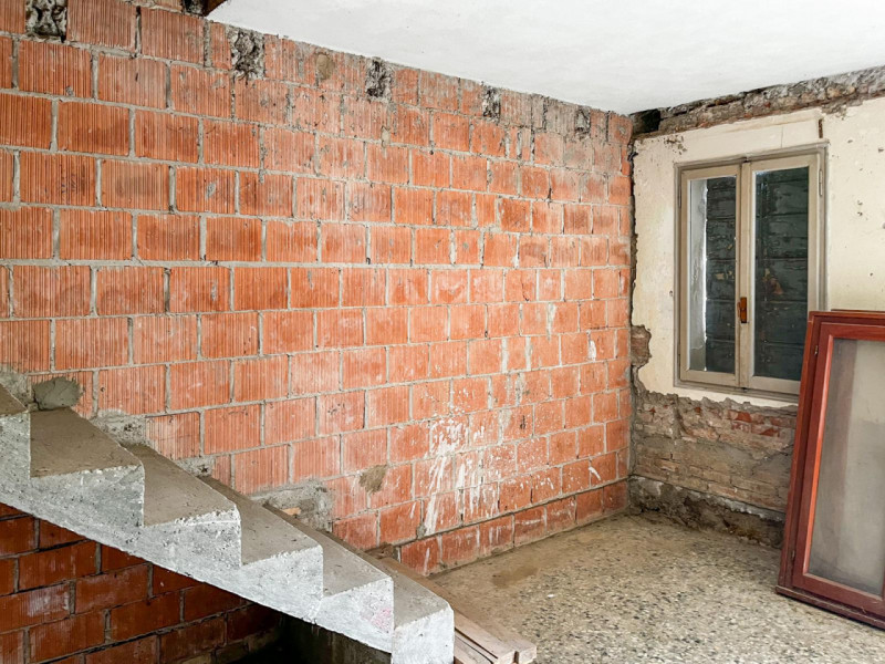 (Per INFO Vittorio 3517343301) Nel cuore di Montagnana, uno dei borghi più affascinanti del Venet...