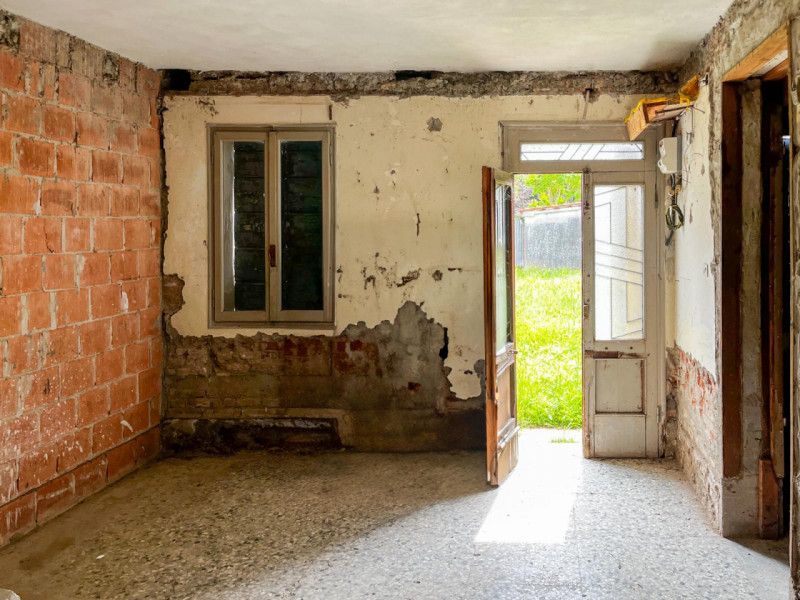 (Per INFO Vittorio 3517343301) Nel cuore di Montagnana, uno dei borghi più affascinanti del Venet...