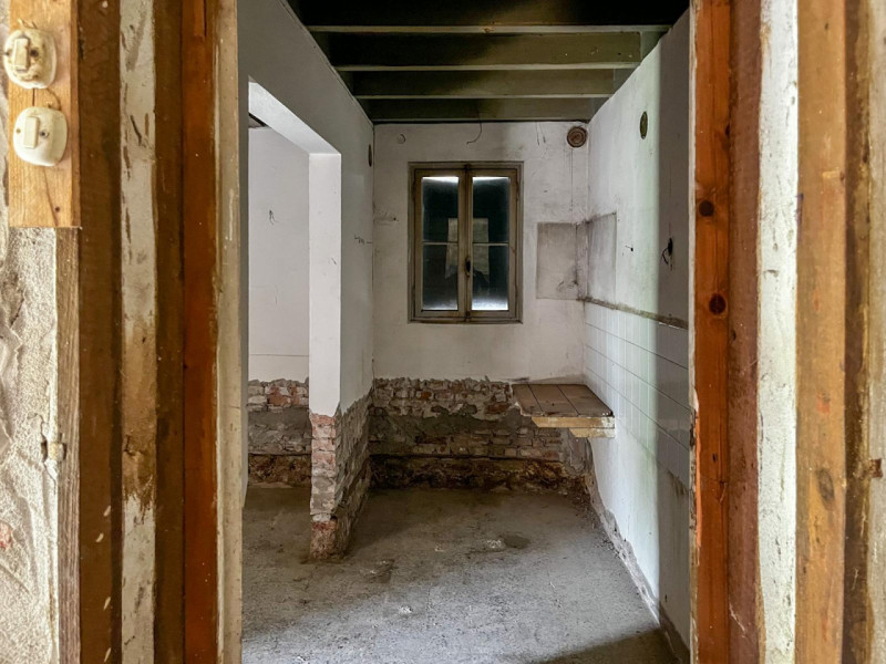 (Per INFO Vittorio 3517343301) Nel cuore di Montagnana, uno dei borghi più affascinanti del Venet...