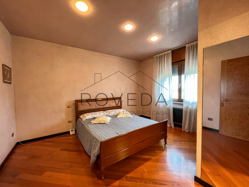 QUINTO DI TREVISO 

RIFERIMENTO: QT4

L'agenzia Roveda Immobiliare ha il piacere di presentarvi q...