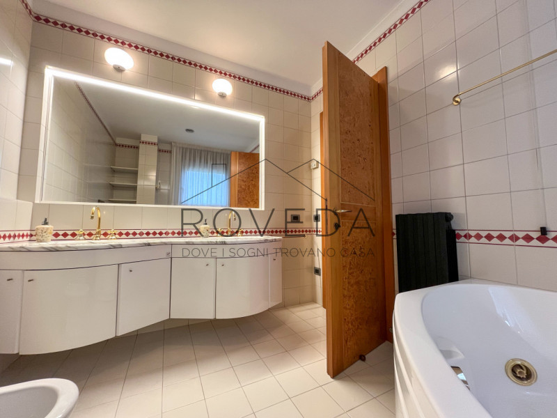 QUINTO DI TREVISO 

RIFERIMENTO: QT4

L'agenzia Roveda Immobiliare ha il piacere di presentarvi q...