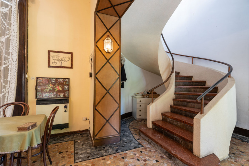 Tenuta di Prestigio a San Gervasio Bresciano – Con Piscina, Parco Privato, Dependance, Laboratori...