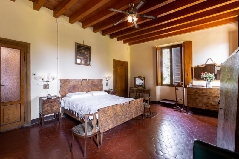 Tenuta di Prestigio a San Gervasio Bresciano – Con Piscina, Parco Privato, Dependance, Laboratori...