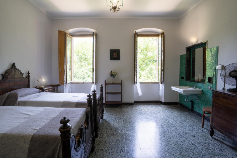 Tenuta di Prestigio a San Gervasio Bresciano – Con Piscina, Parco Privato, Dependance, Laboratori...