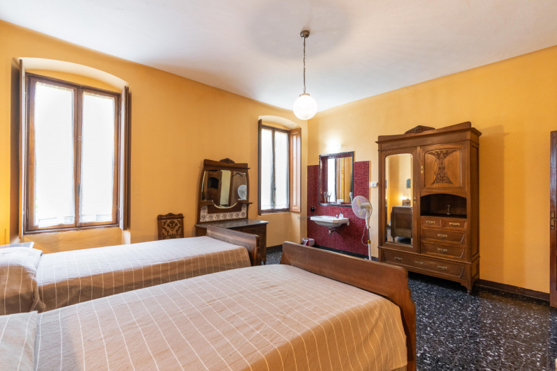 Tenuta di Prestigio a San Gervasio Bresciano – Con Piscina, Parco Privato, Dependance, Laboratori...