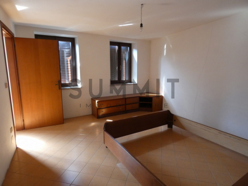 TORREBELVICINO: In contrada, CASA TERRA-CIELO disponibile da subito completa di orto e boschi. Cl...