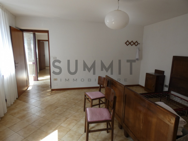 TORREBELVICINO: In contrada, CASA TERRA-CIELO disponibile da subito completa di orto e boschi. Cl...