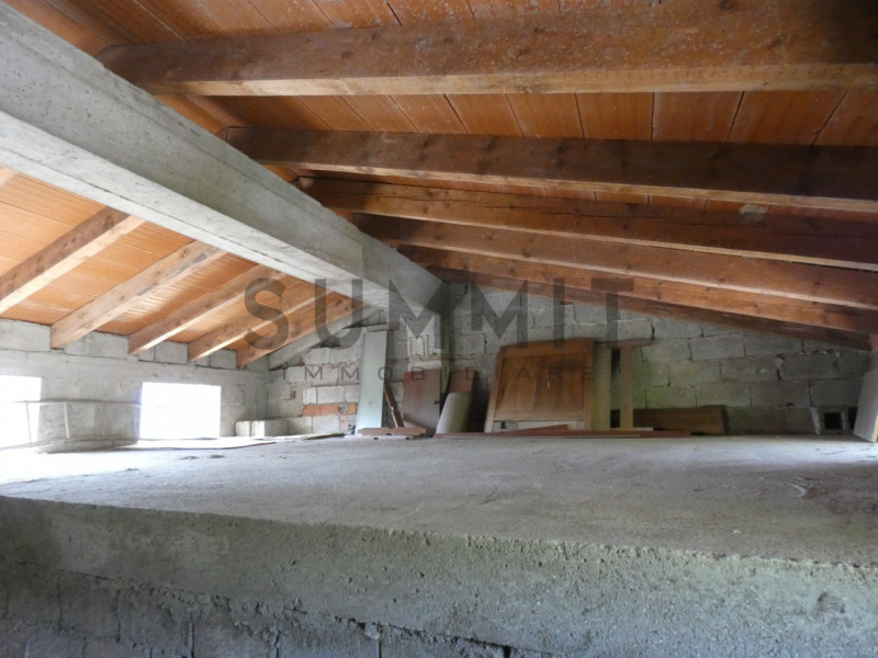 TORREBELVICINO: In contrada, CASA TERRA-CIELO disponibile da subito completa di orto e boschi. Cl...