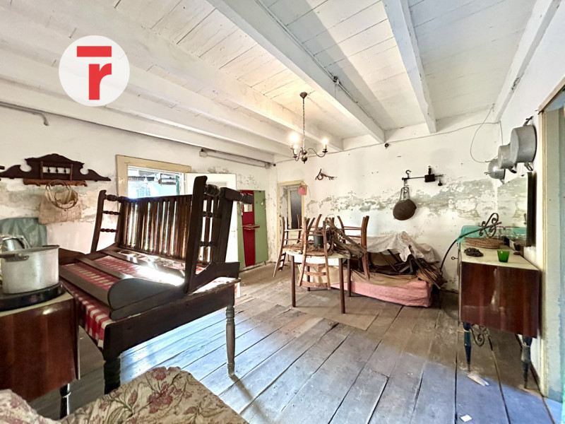 Centro San Giorgio delle Pertiche - proponiamo in vendita un rustico del 600 da ristrutturare di ...