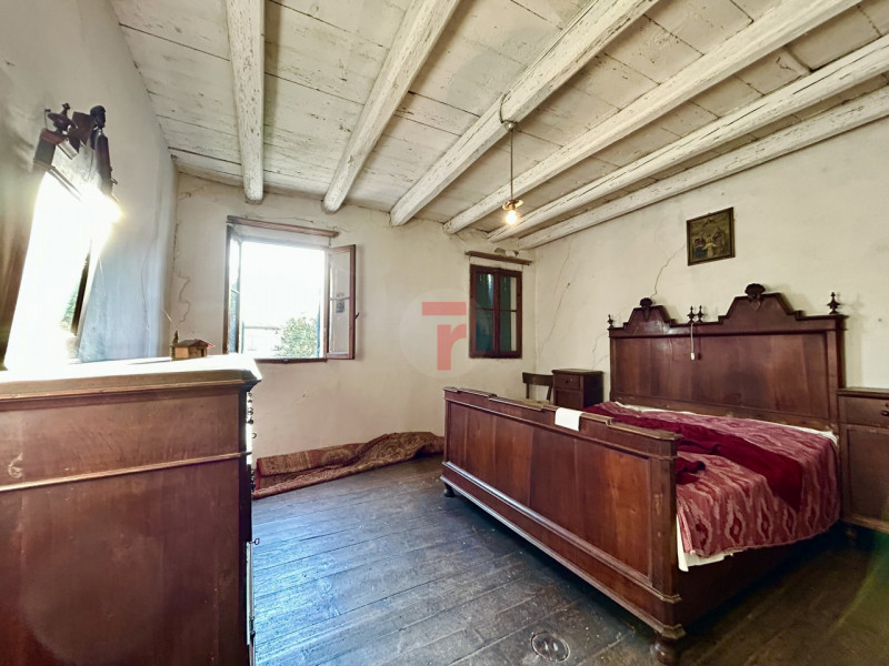 Centro San Giorgio delle Pertiche - proponiamo in vendita un rustico del 600 da ristrutturare di ...