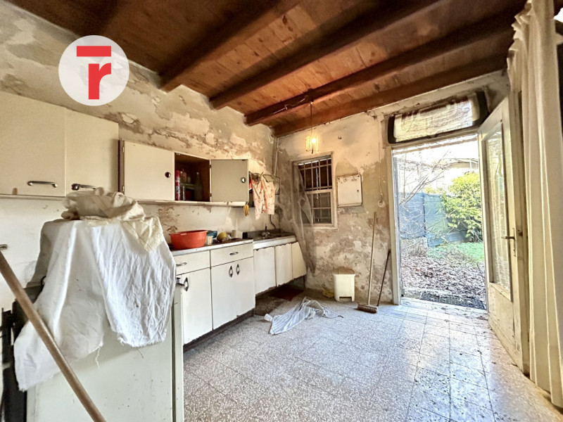 Centro San Giorgio delle Pertiche - proponiamo in vendita un rustico del 600 da ristrutturare di ...