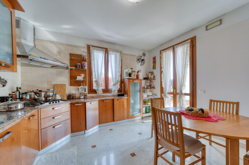 VIGONZA - Splendida VILLETTA SINGOLA ideale per chi cerca spazio e comfort e perfetto per famigli...