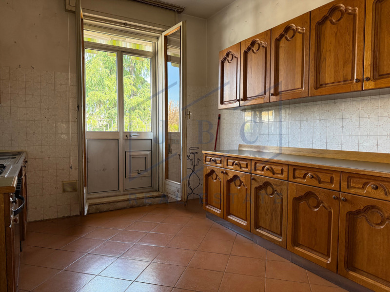 ODERZO CENTRALE - (TV)

Proponiamo in esclusiva un meraviglioso attico situato al quarto piano co...