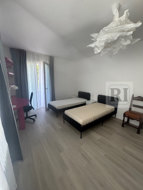 Padova in Zona centralissima Zona Bassanello appartamento al pirmo piano su palazzna di sole 4 un...