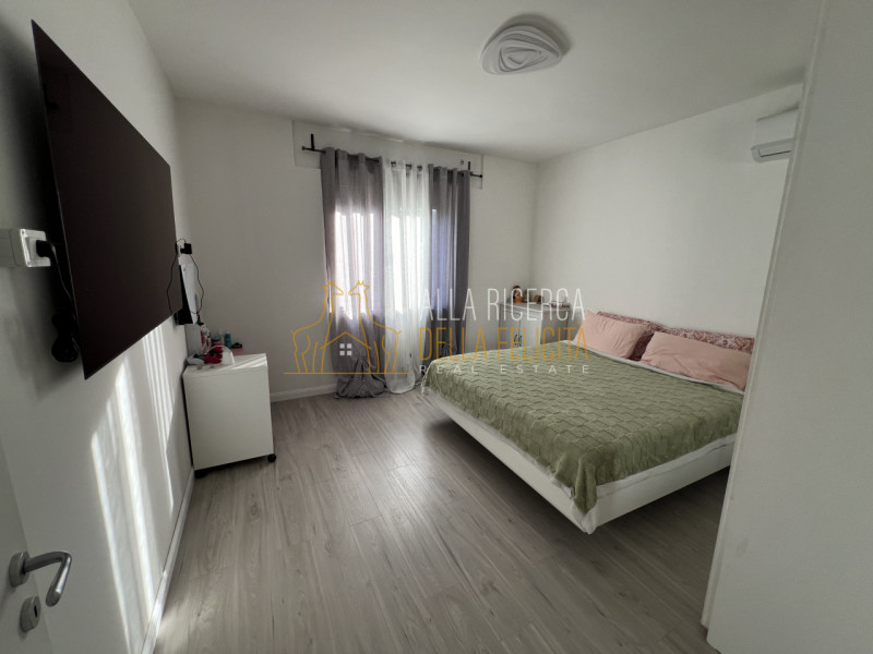 MARANO VICENTINO: APPARTAMENTO BILOCALE al piano terra ristrutturato nel 2022 con garage esclusiv...