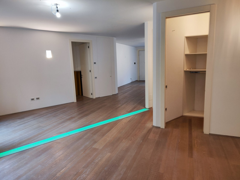 Quadrilocale in corte veneta nel Cuore di Padova

Presentiamo un'elegante e spazioso appartamento...