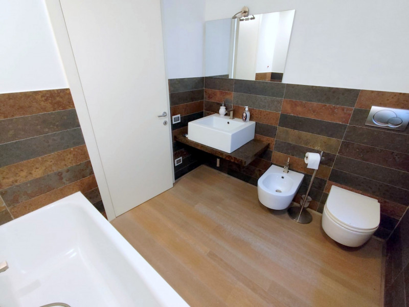 Quadrilocale in corte veneta nel Cuore di Padova

Presentiamo un'elegante e spazioso appartamento...