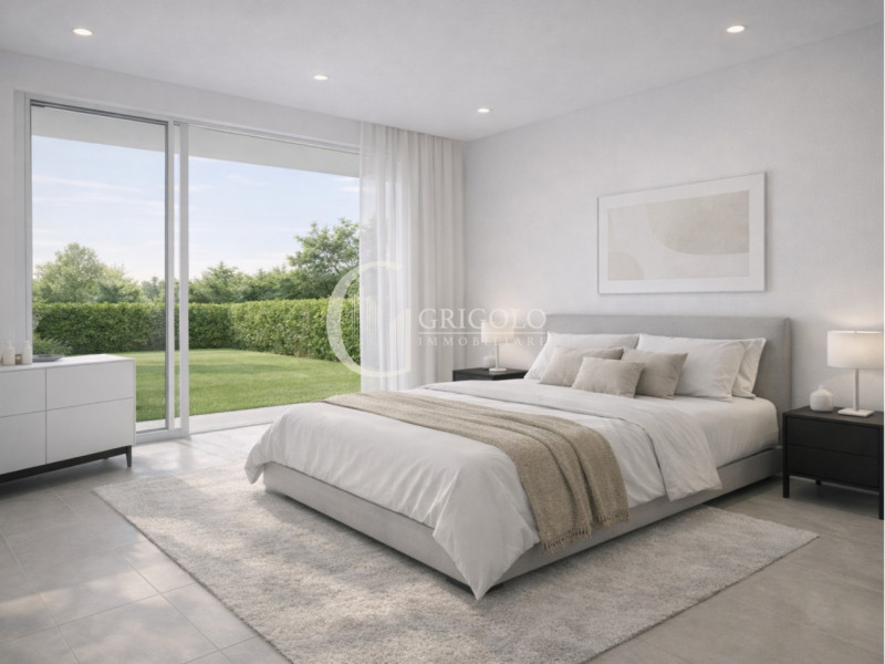 Bellissimo appartamento inserito in un complesso di sole 6 unità, situato a pochi passi dalle mur...