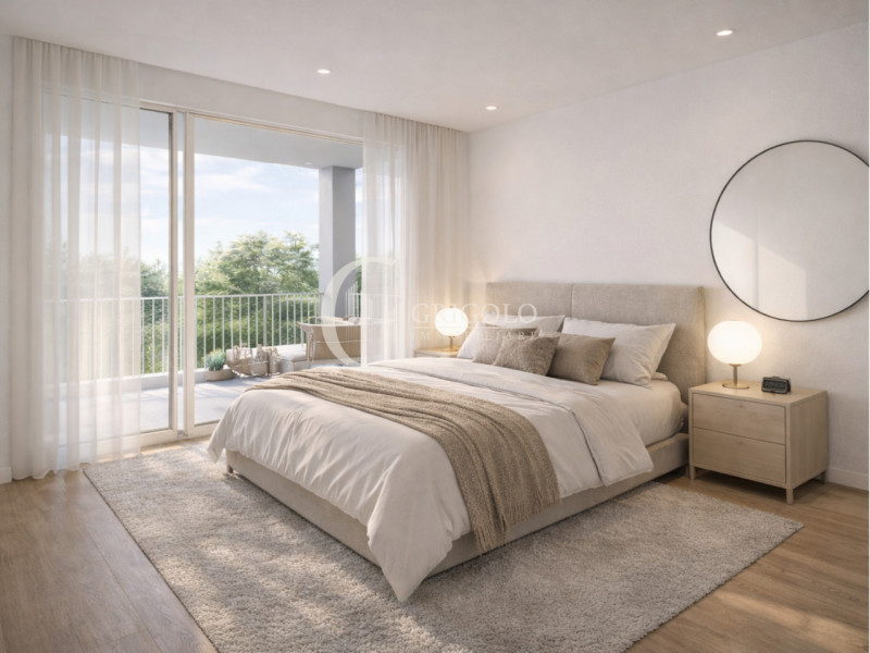 Se desideri vivere in un attico di nuova costruzione, elegante e in una posizione strategica a Tr...