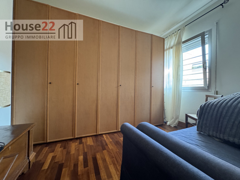 ZONA ARACELI - VICENZA. In un contesto molto curato e moderno, proponiamo AMPIO TRICAMERE al Pian...