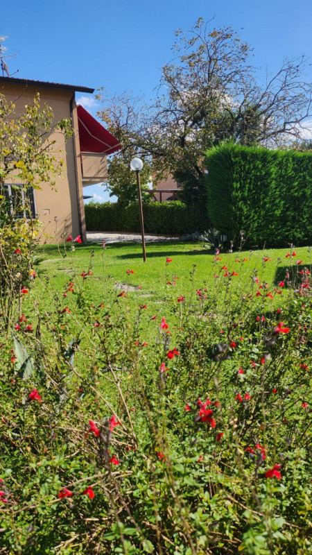 Nel cuore della richiestissima zona di Sarmeola, nel comune di Rubano, proponiamo in vendita una ...