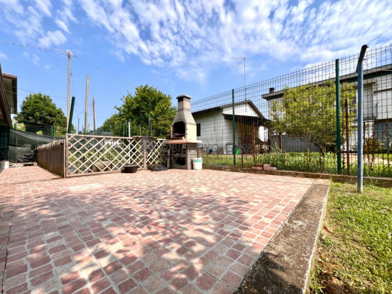 Rif. FO198 - Scopri questa splendida opportunità a Fossò, nostra esclusiva, situata in una zona c...