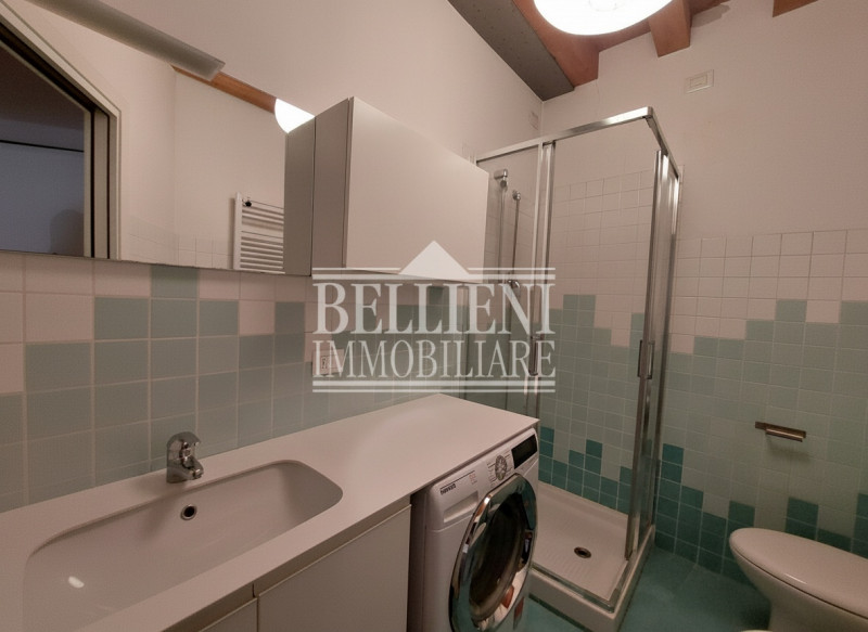 PONTE DEGLI ANGELI: Nel cuore del centro storico, all’interno di un elegante palazzetto d’epoca c...