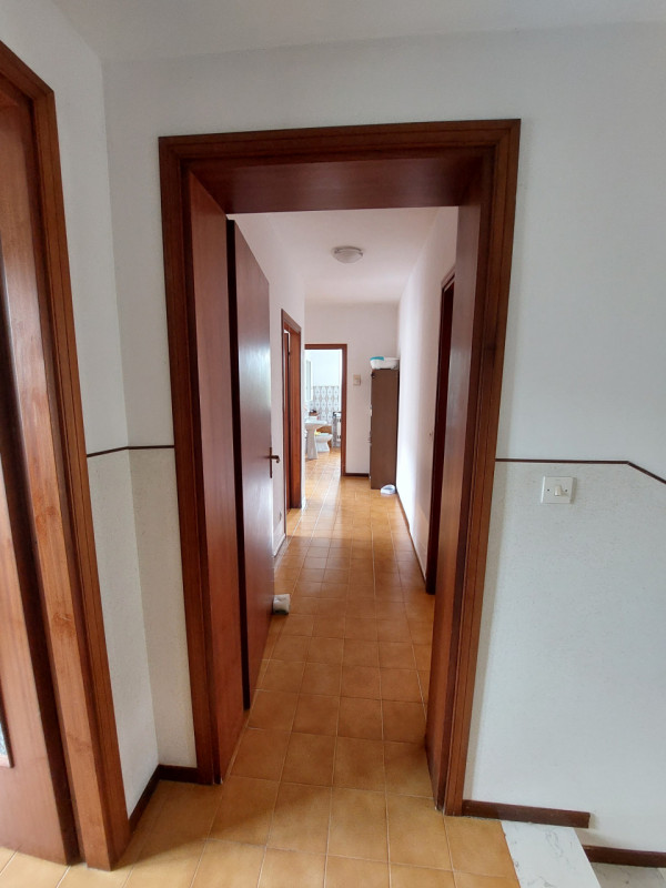 In posizione tranquilla e soleggiata nel cuore del comune di Torrebelvicino, proponiamo una splen...