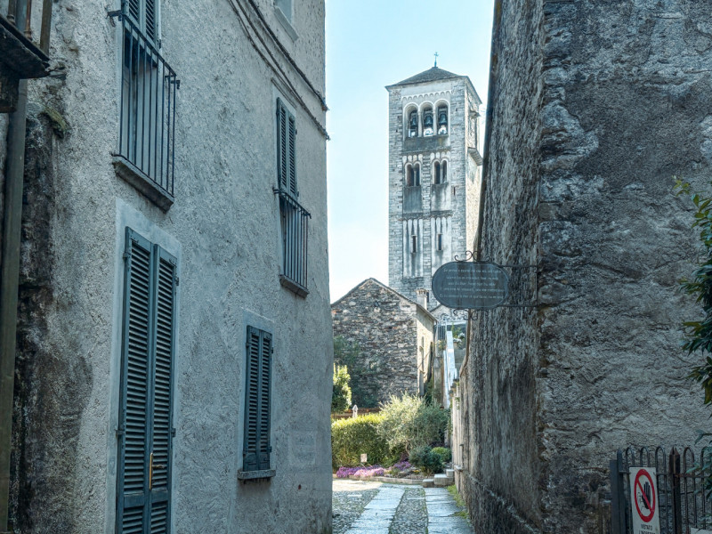 Detached house for sale on the Island of San Giulio, a unique opportunity