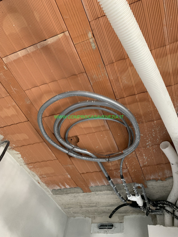 PREGANZIOL CENTRO appartamento pentalocale esclusivo. Proponiamo una straordinaria opportunità: s...